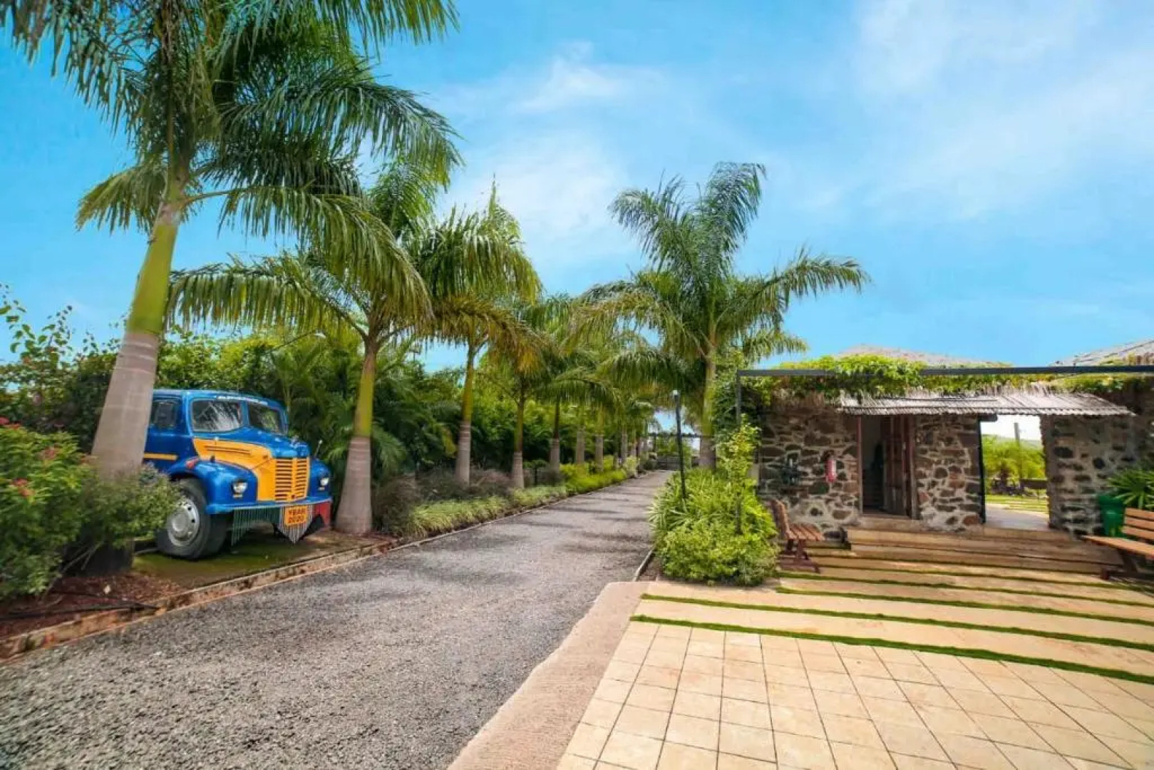 Castle Vintage VillageHouse 6BHK