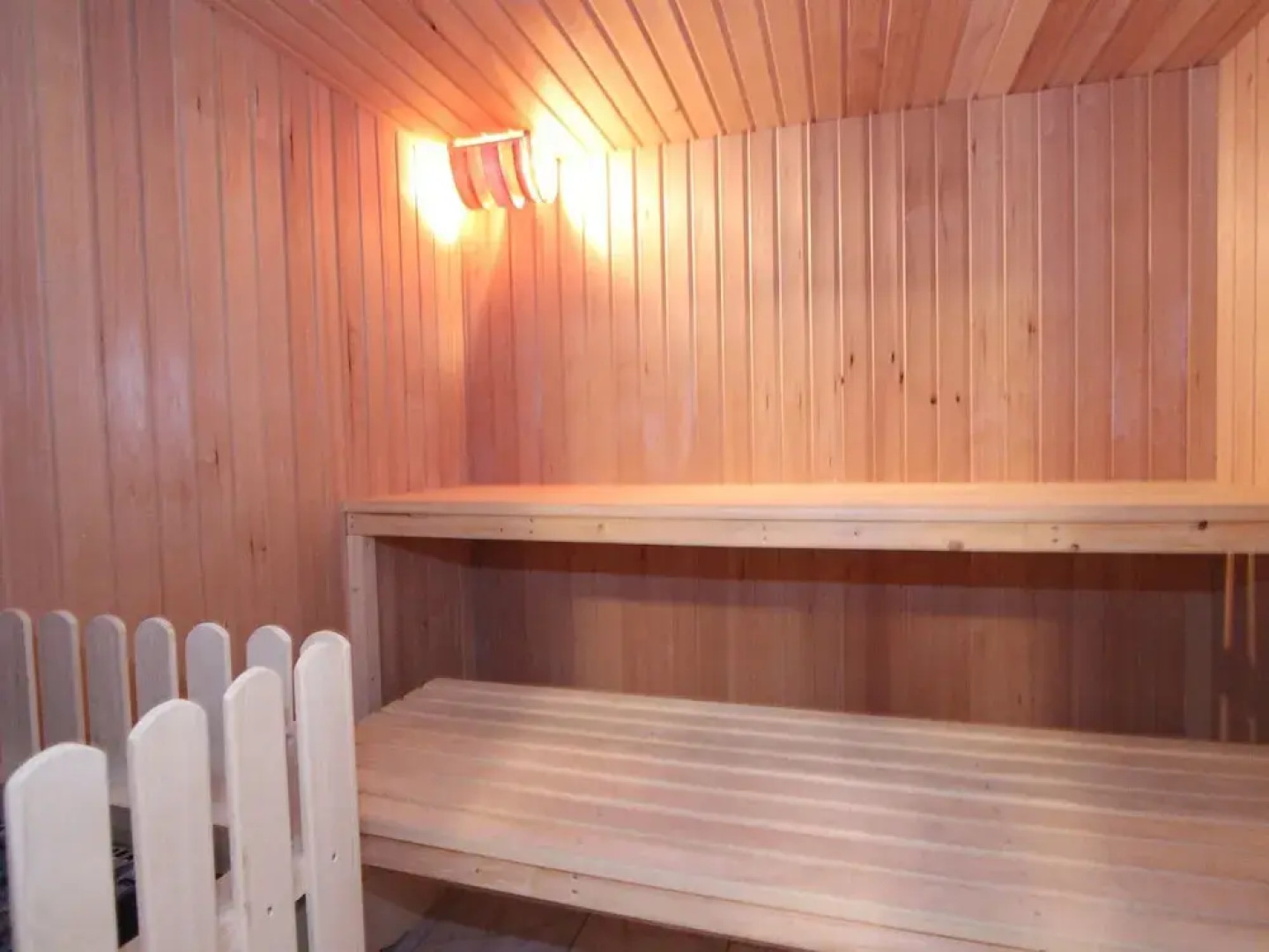 Luxury Chalet with Hot Tub in La Tzoumaz