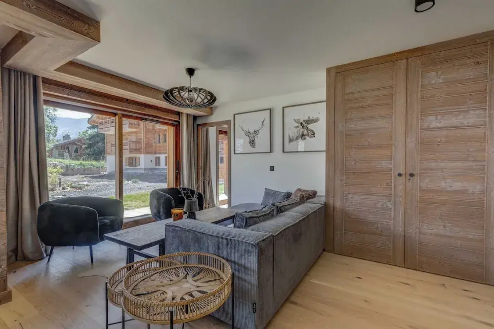 Ideal 3 Bedroom Apartment With 200m2 Garden