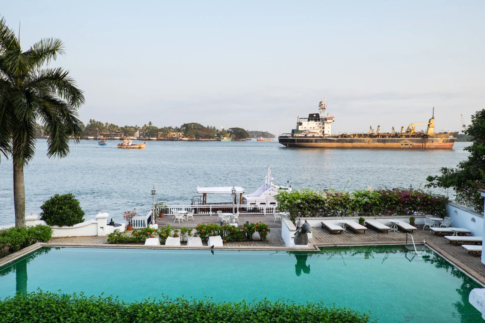 Brunton Boatyard - Cgh Earth