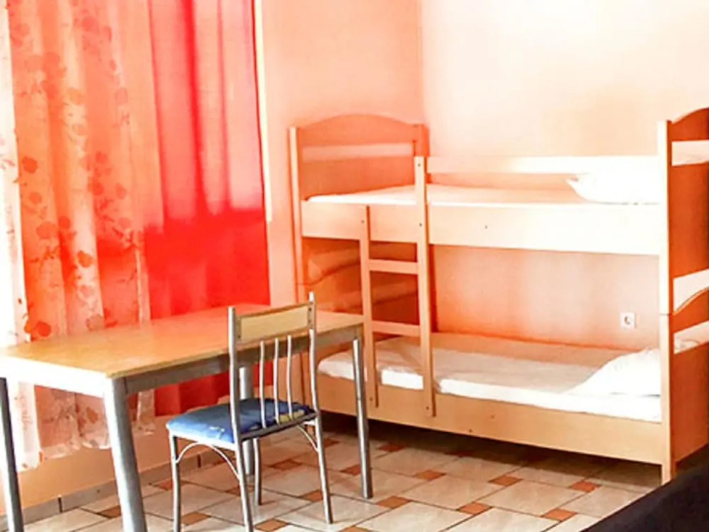 Comfortable Holiday Home in Metajna With Terrace