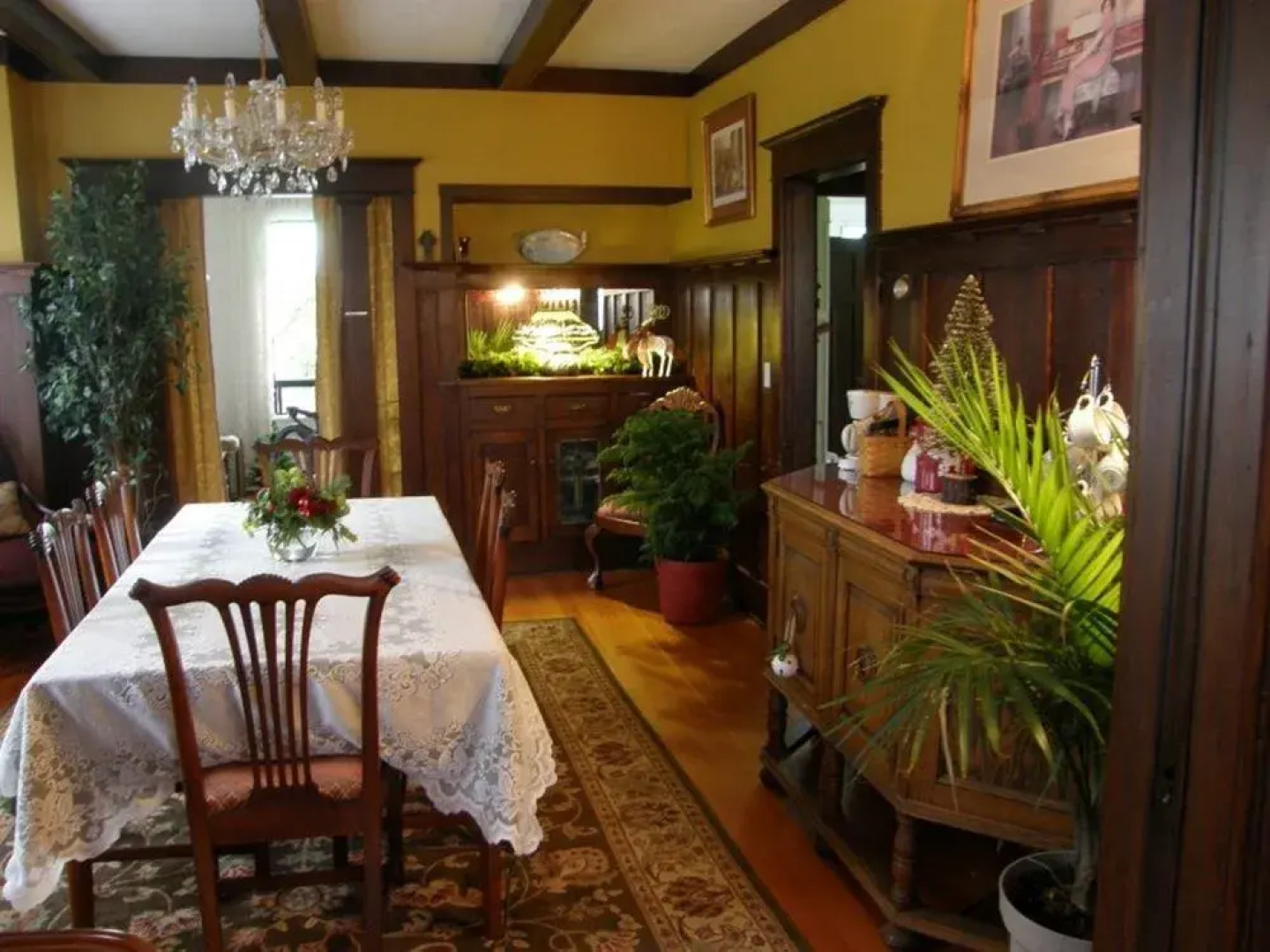 Fisher House Victoria Bed and Breakfast