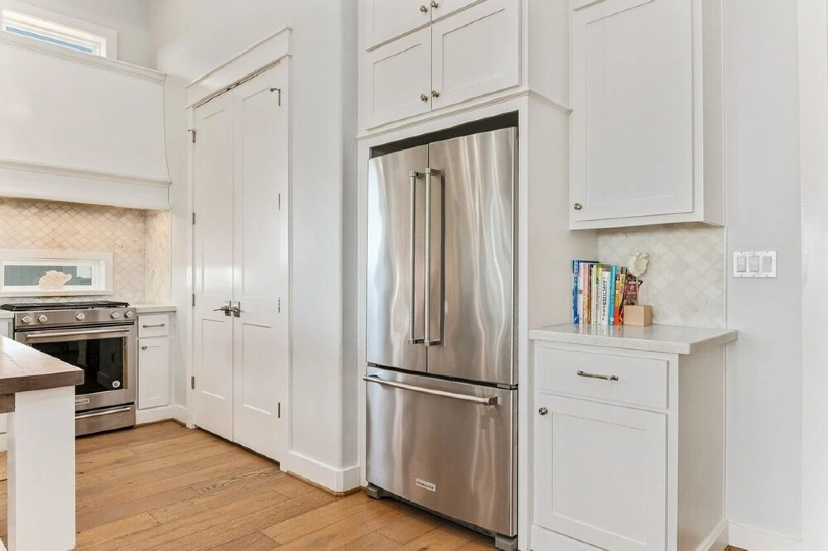 Paradise By The Sea 4 Bedroom Home by RedAwning