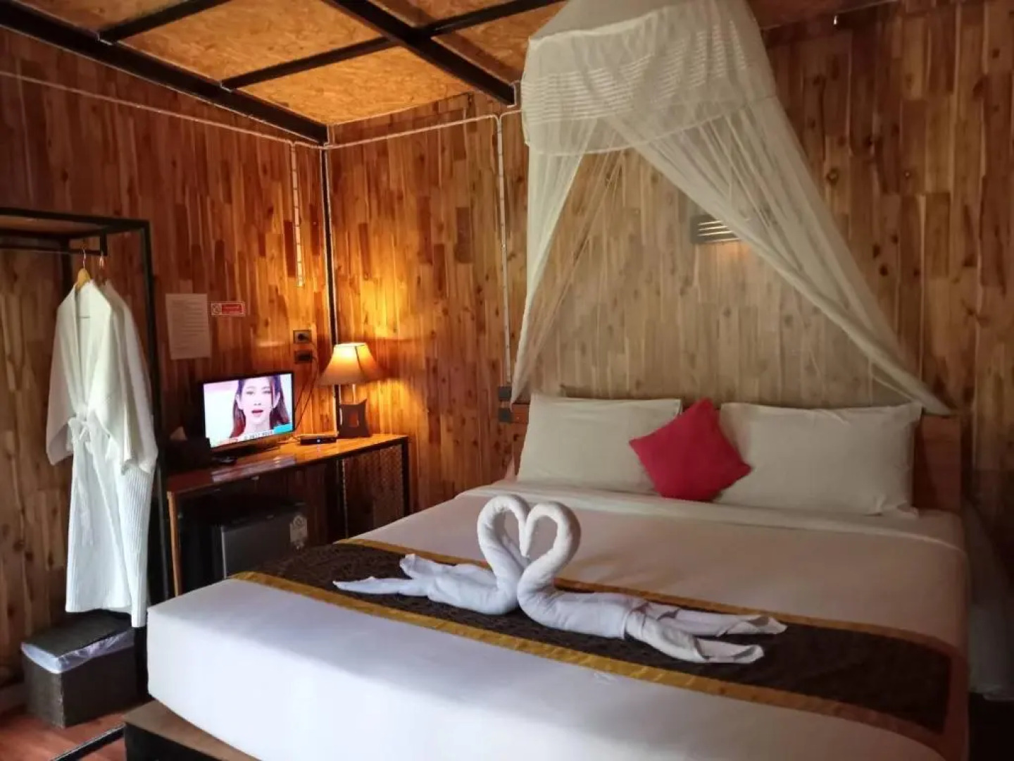 Cheiwlan Camp & Resort