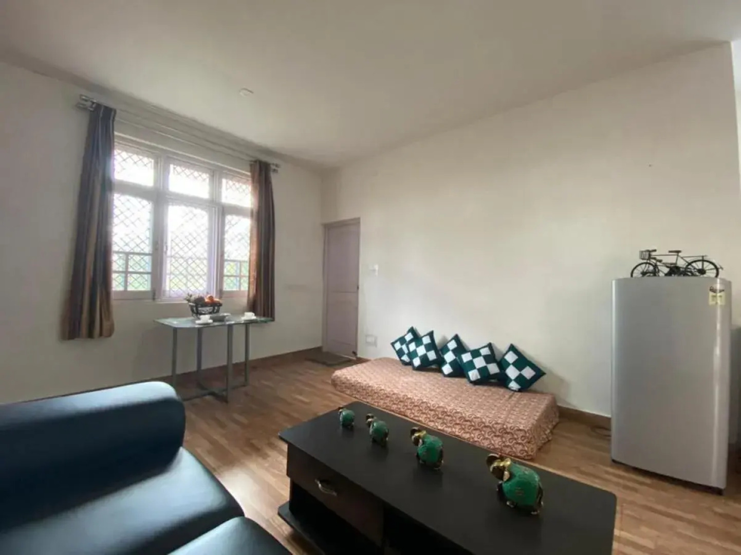 Hipostel Bir - Stay and Cafe