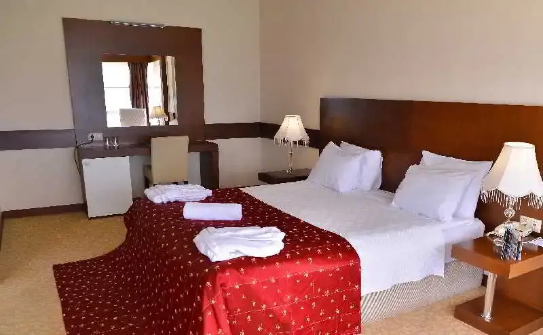 Belde Hotel and Convention Center