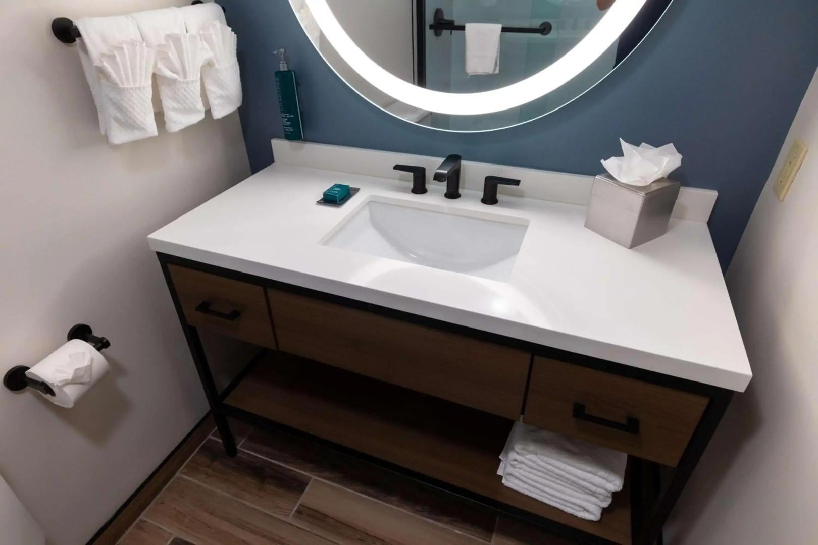 DoubleTree by Hilton Tinton Falls - Eatontown