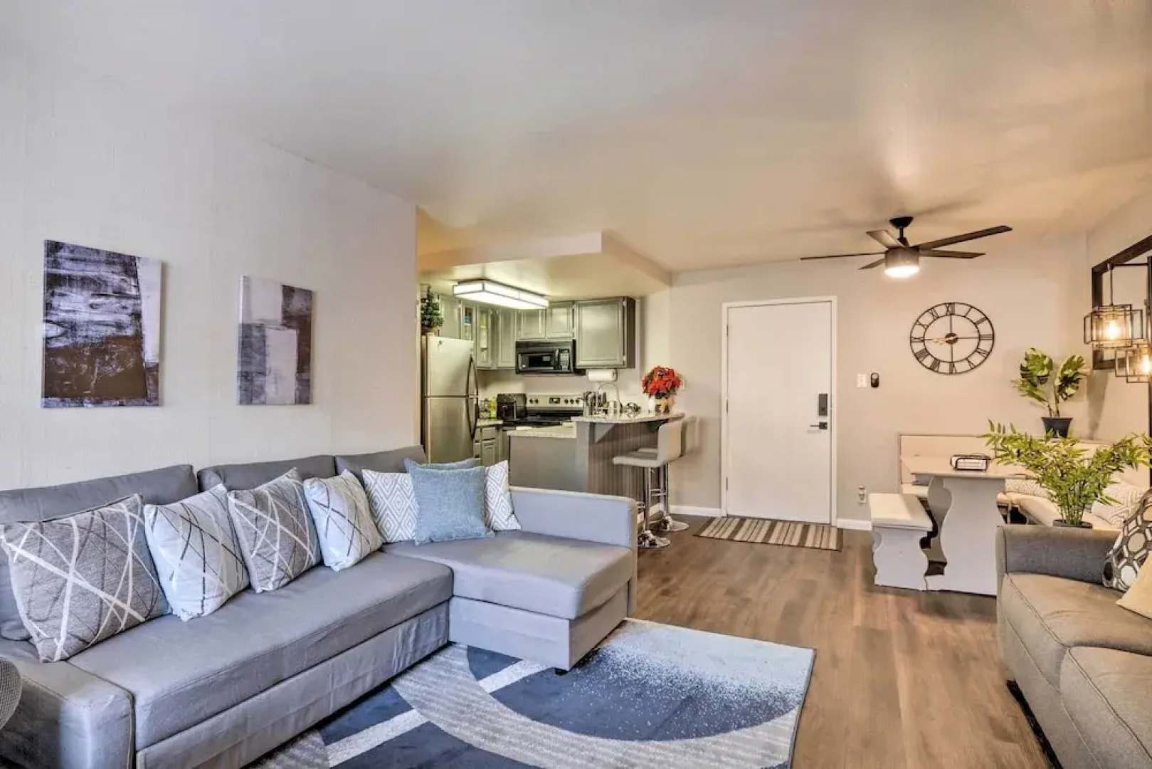 Sweet Skiers Escape < Half-mile to the Slopes!