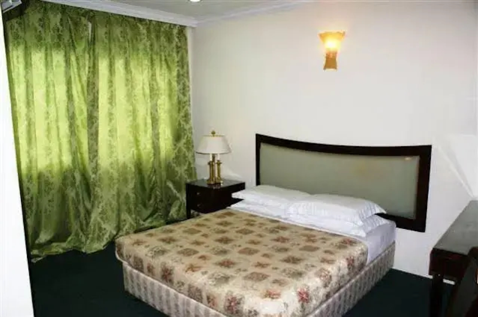 Angsoka Hotel