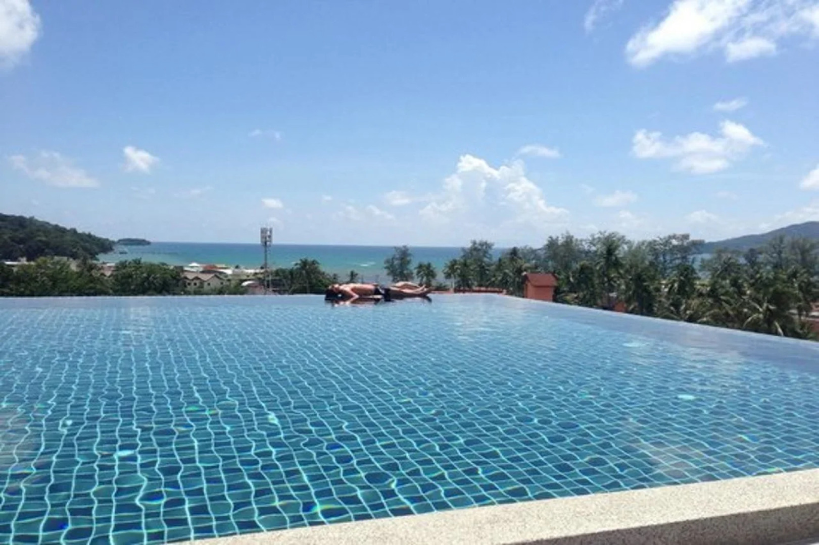 YouDee Hotel Patong (formerly Meir Jarr Hotel)