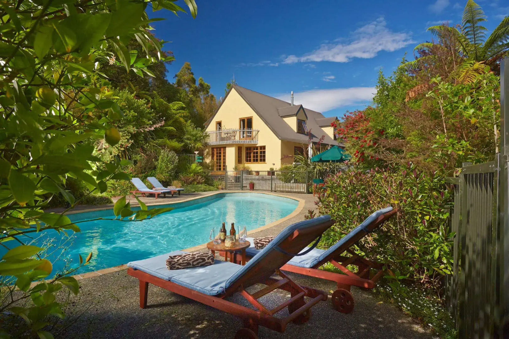 The Resurgence - Luxury Eco Lodge