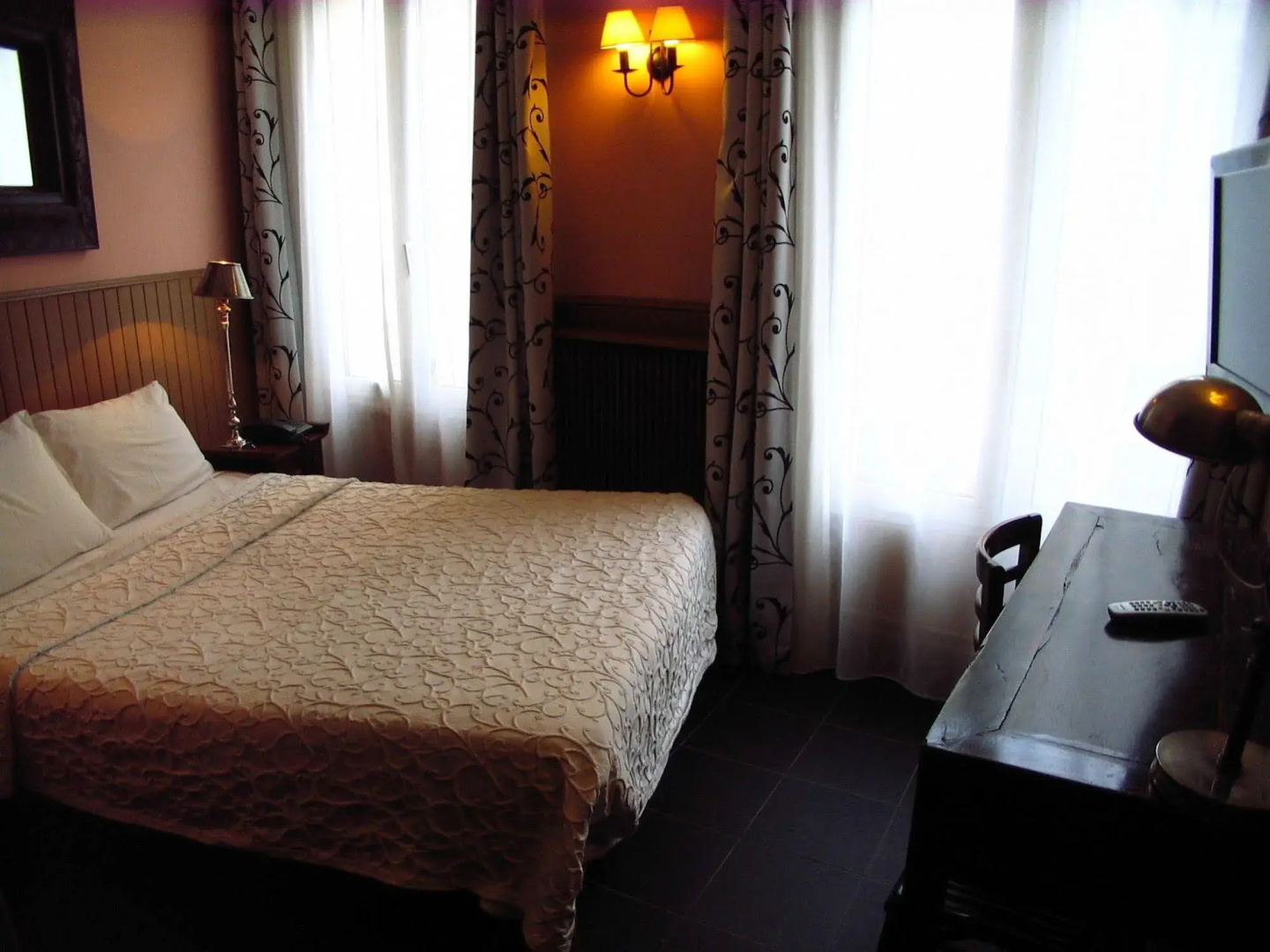 The Walled off Hotel Paris