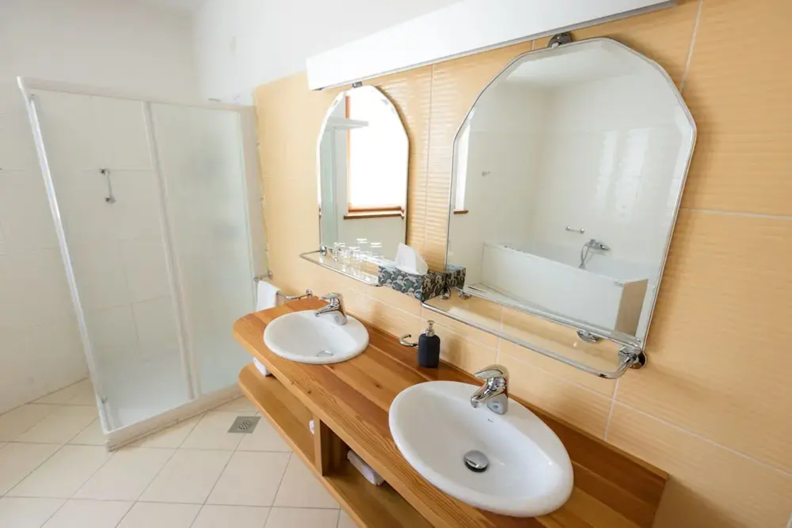 Hotel Boka