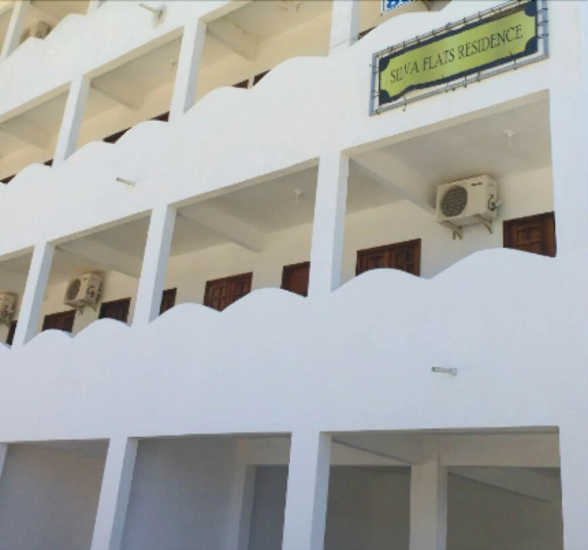 Silva Flats Residence