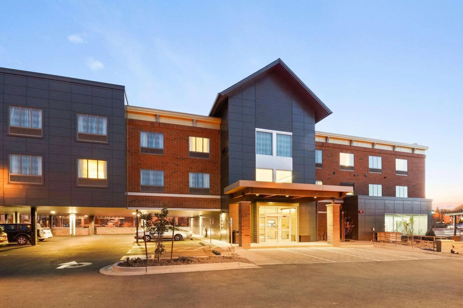 Country Inn & Suites by Radisson, Flagstaff Downtown, AZ