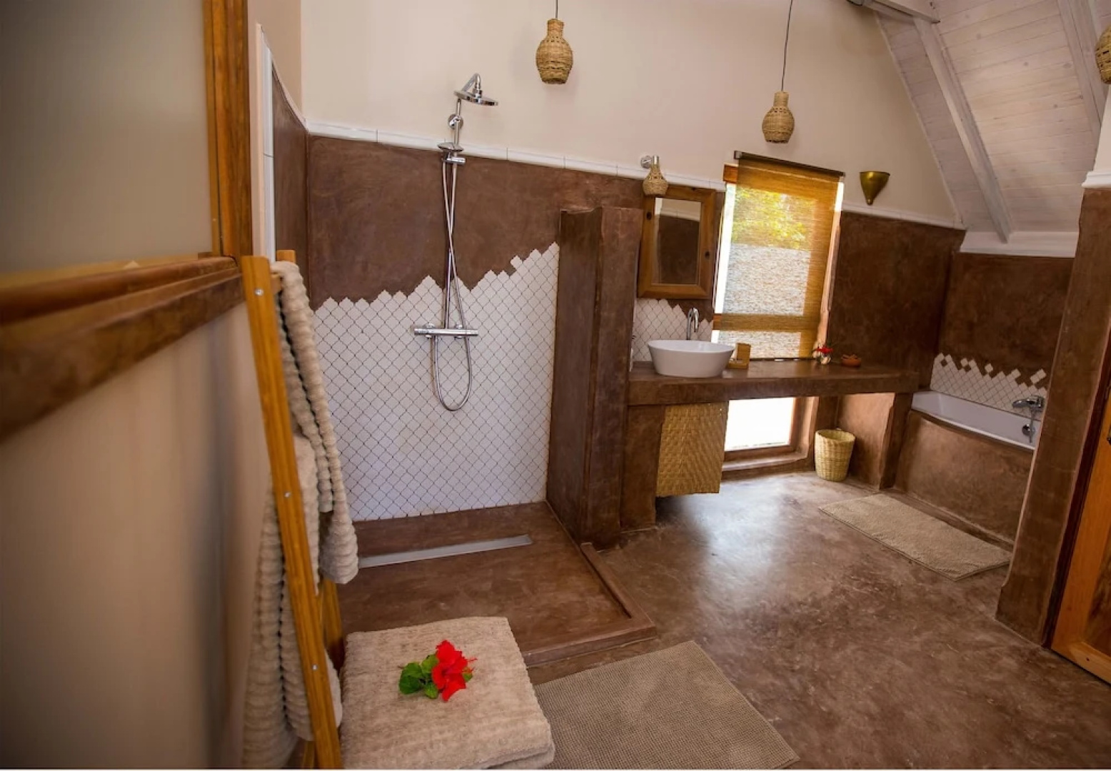 Clove Island Villas & Spa