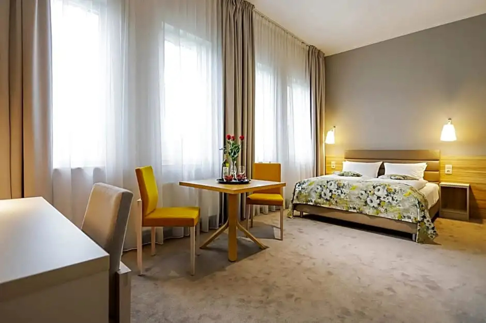 Poznań West Hotel - Bon Turystyczny