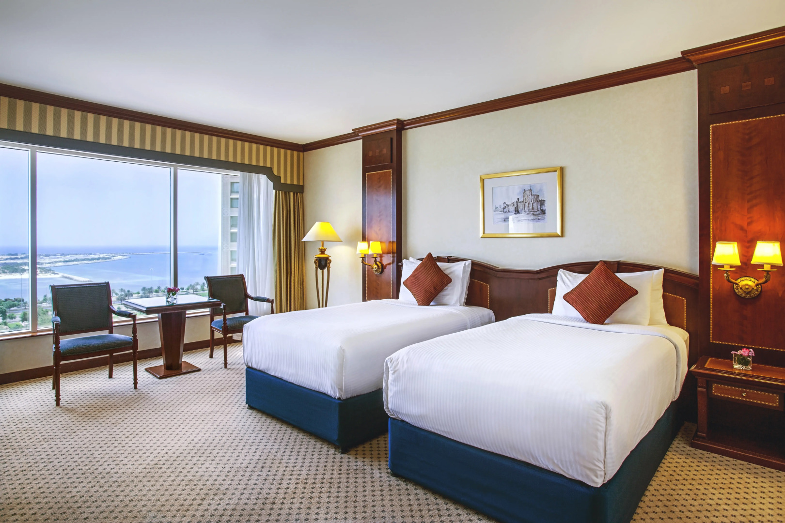 Отель Corniche Abu Dhabi