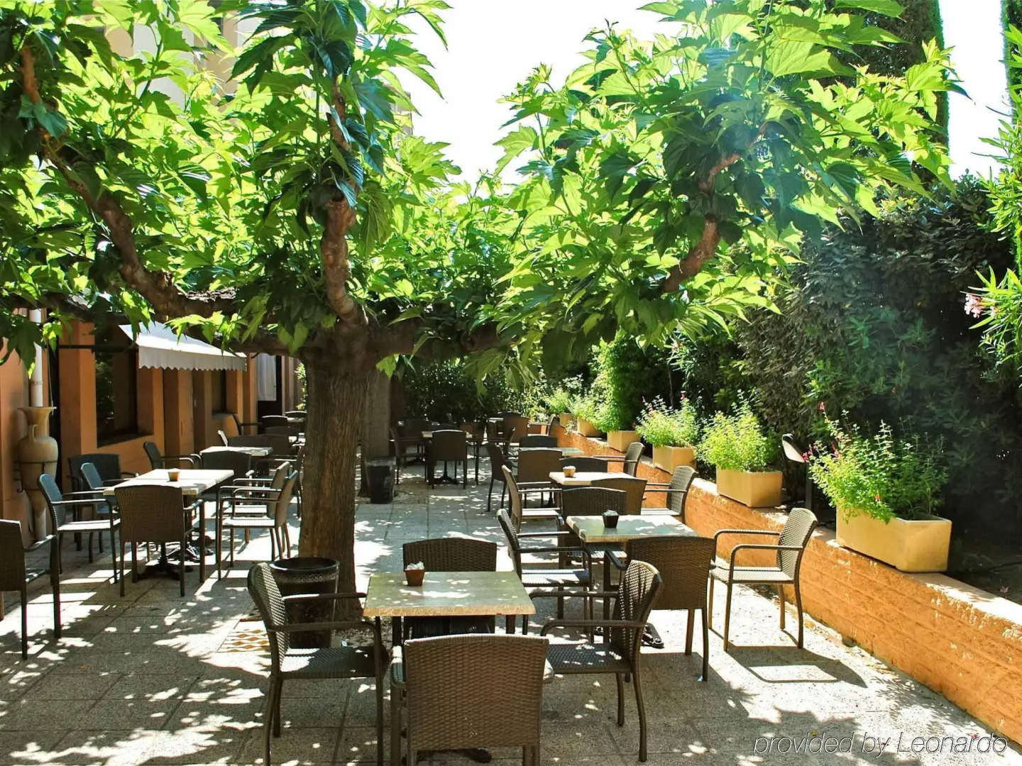 ibis Avignon Centre Pont de l'Europe