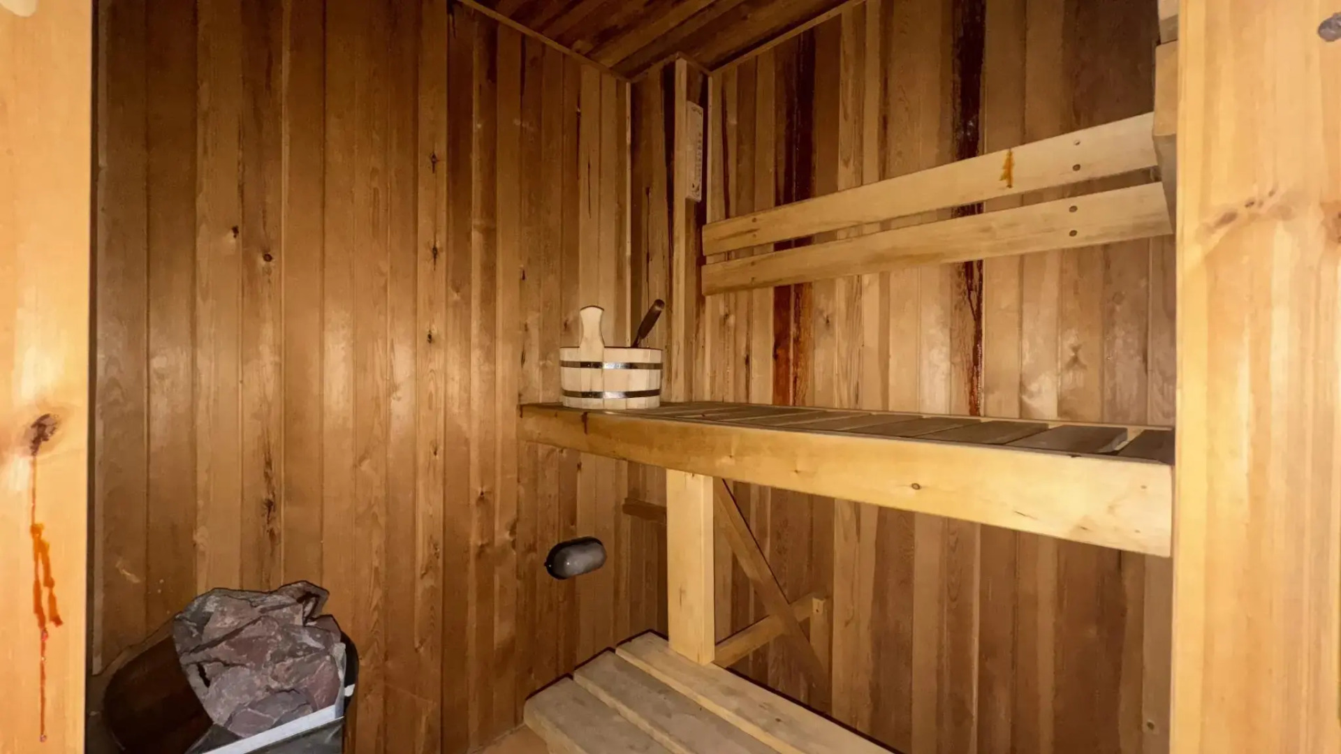 Таунхаус с сауной в центре у набережной