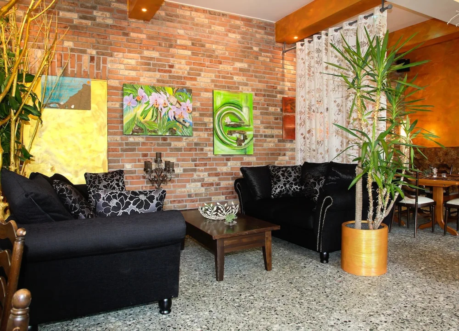 Balance-Recovery Life-Center Guest House