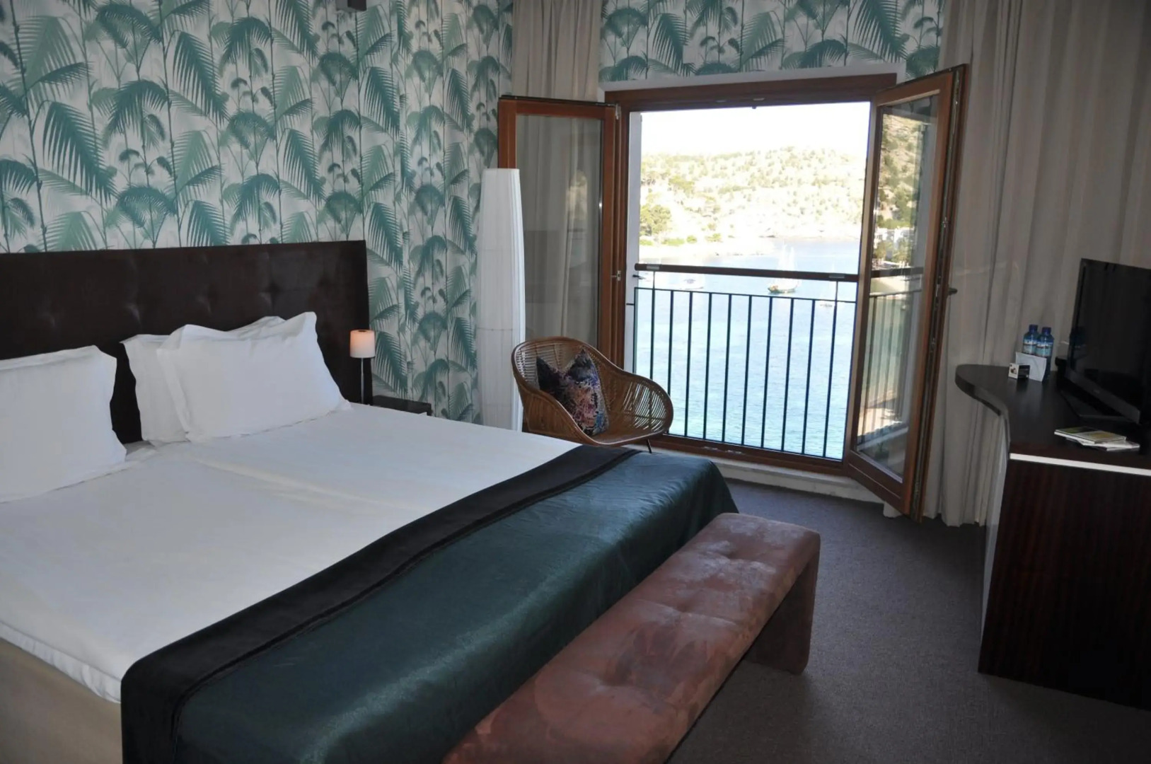 Отель Esplendido