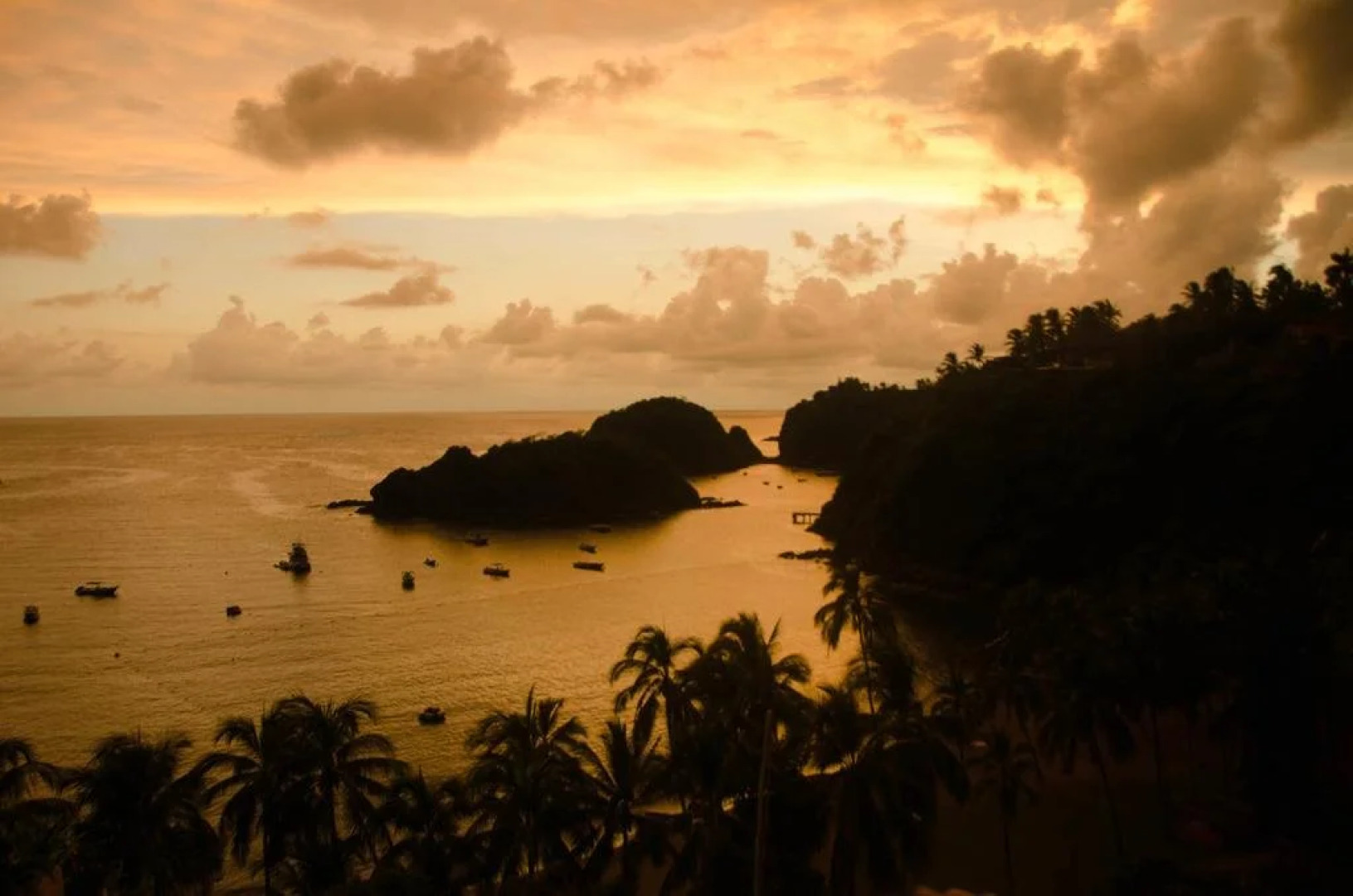 Bungalows & Casitas de las Flores in Careyes