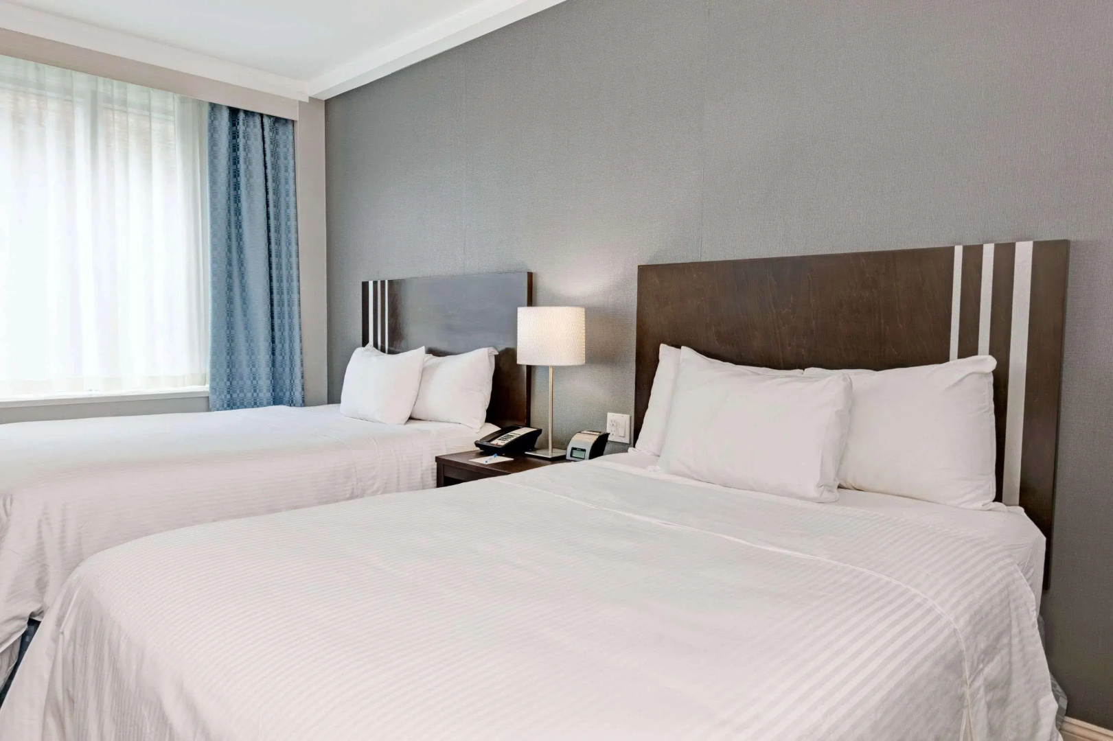 Wyndham Garden Long Island City Manhattan View Hotel