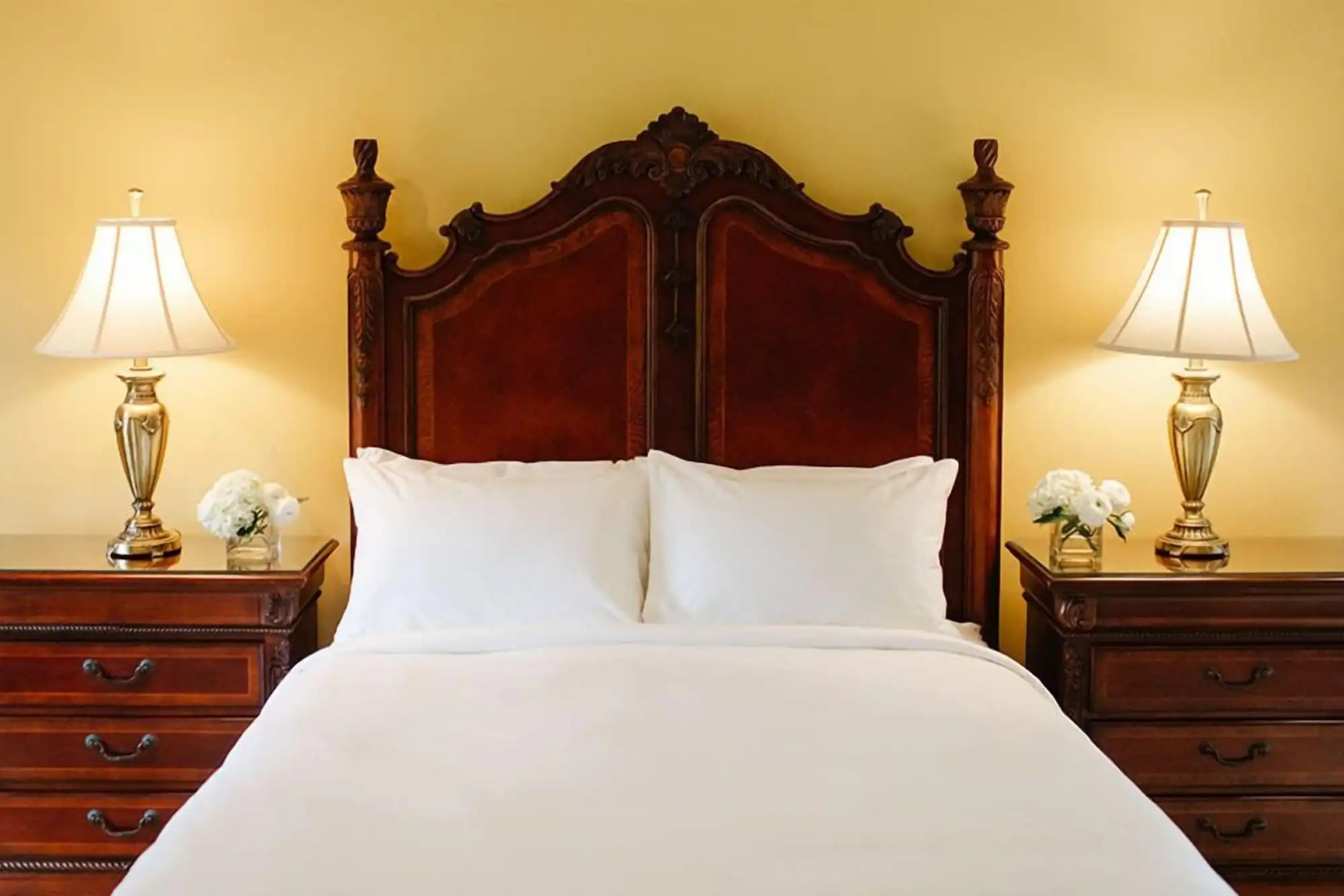 Riverbend Inn and Vineyard