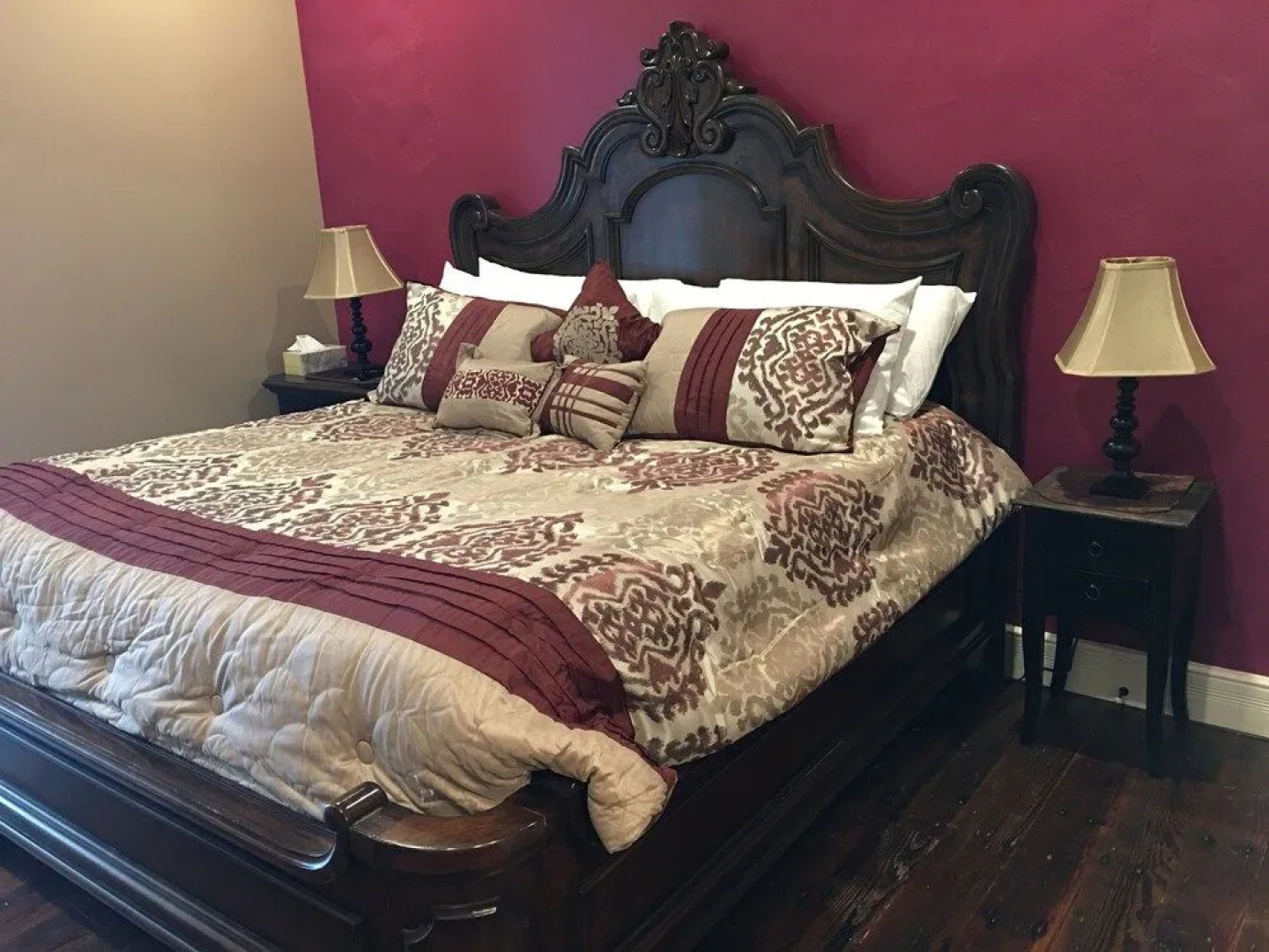 Historic Kahn Hotel