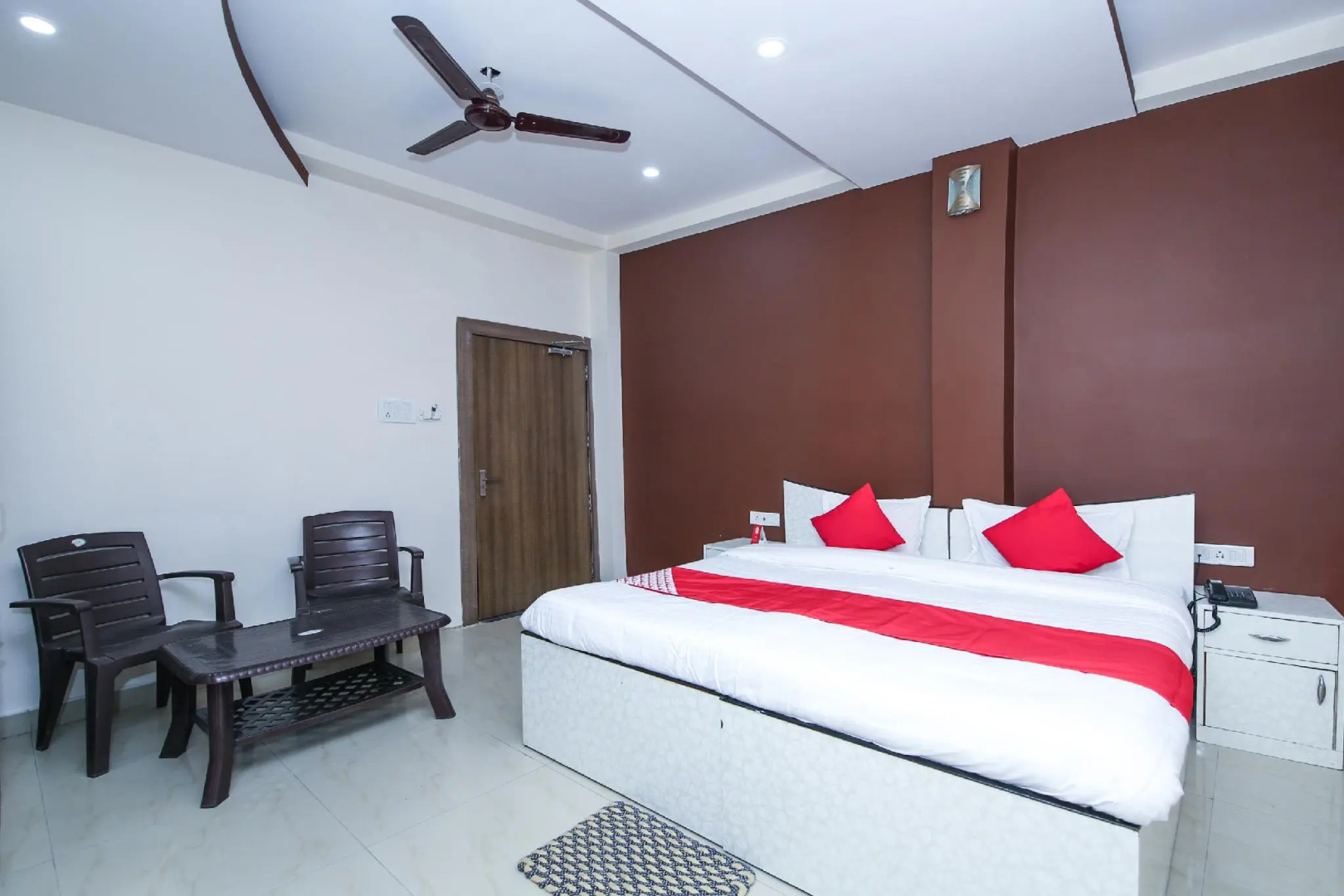 Capital O 2897 Hotel Bagga Inn