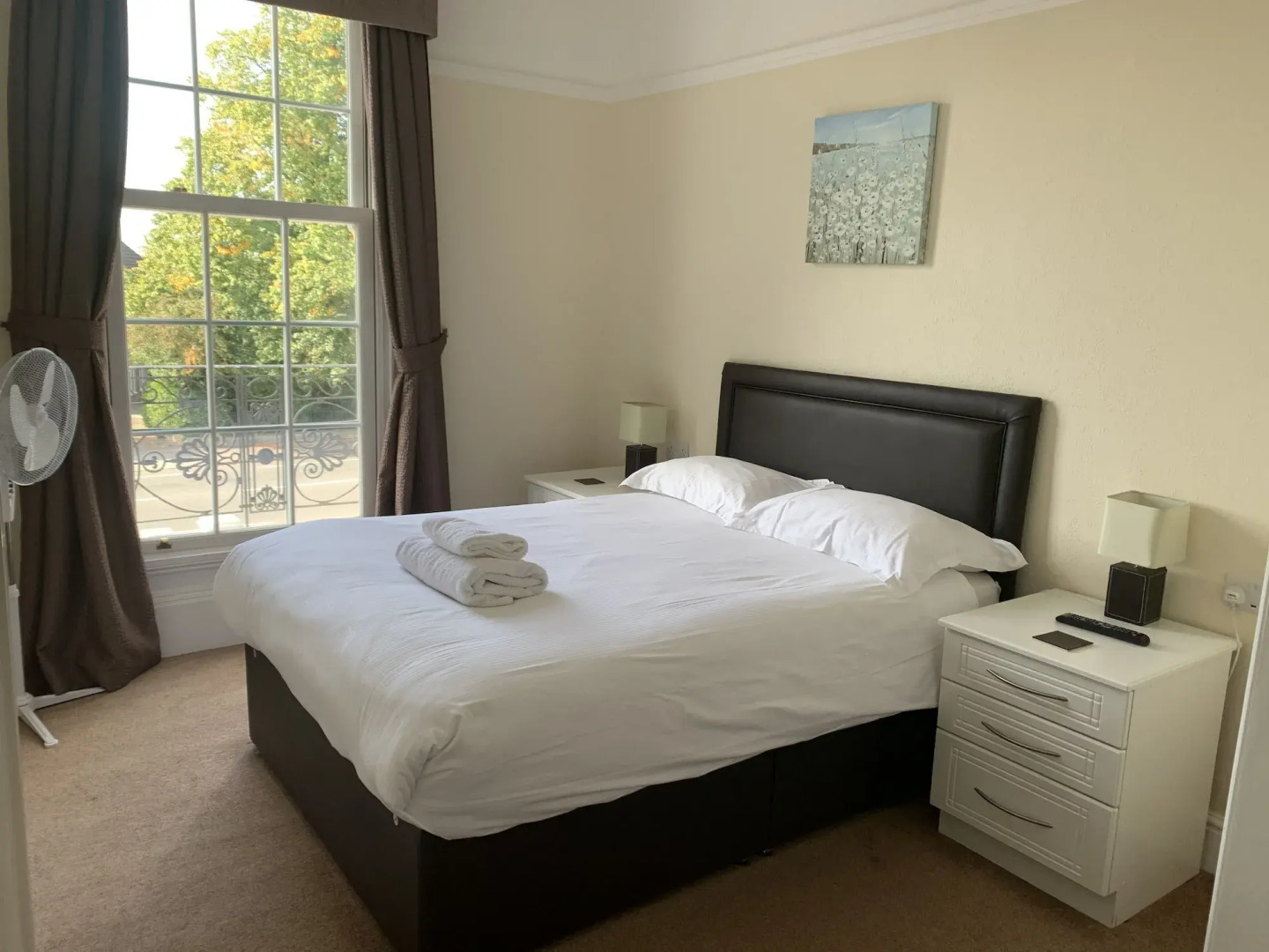 The Lawns Guest House