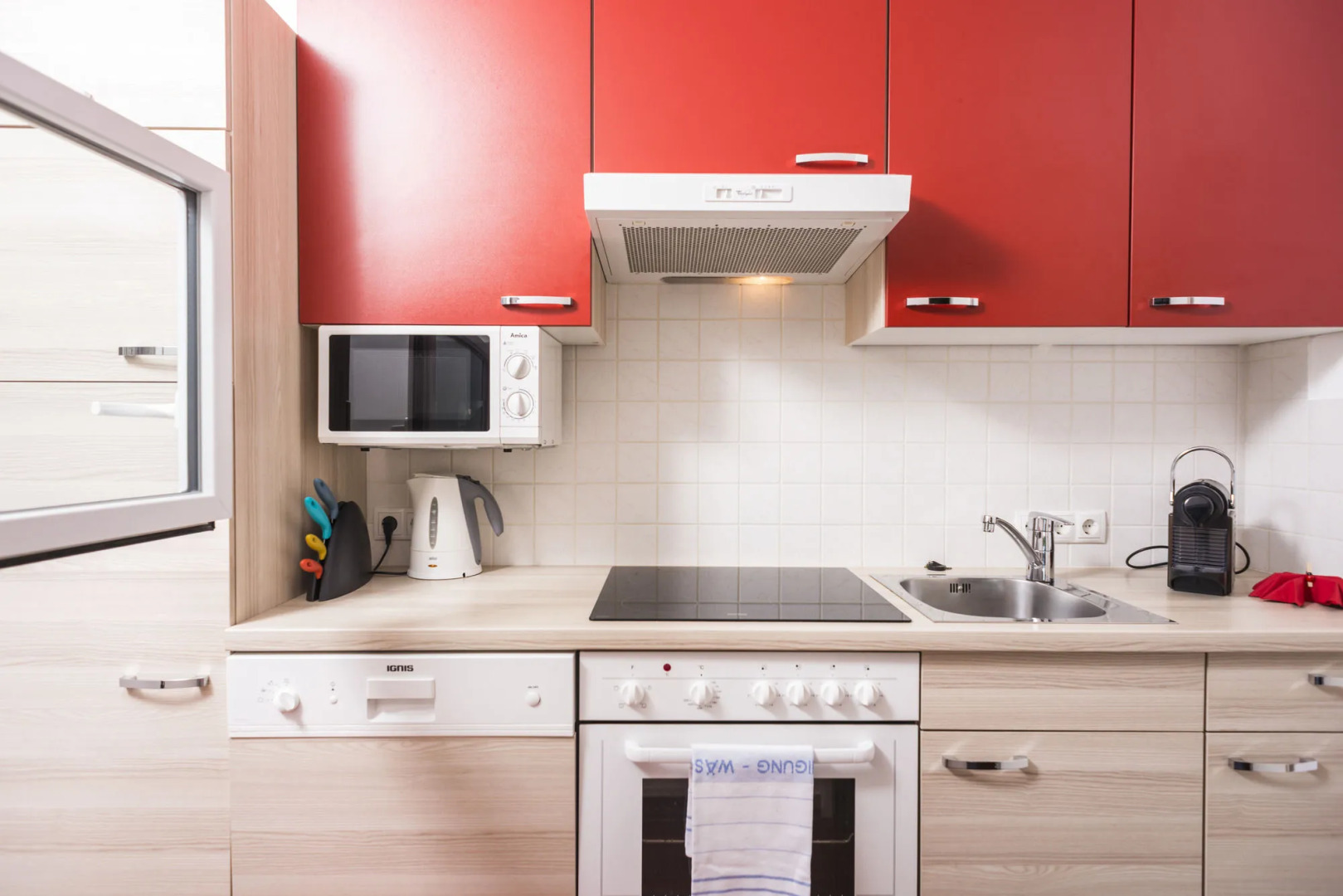 AJO Vienna Beach - Contactless Check-in