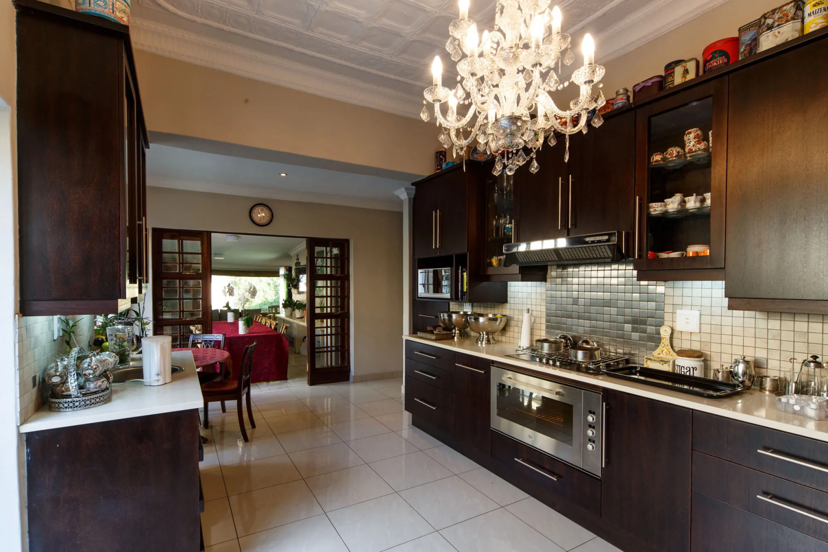 12 On Brecher Guest House