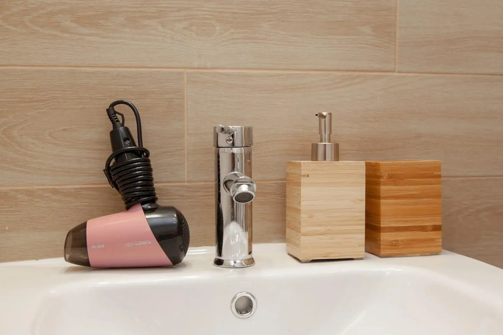 Санди на улице Сколковская 5А