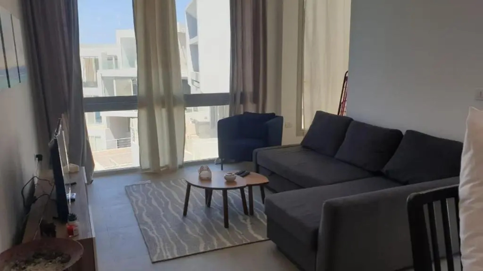 Brilliant 1 bedroom with a full roof in Gouna