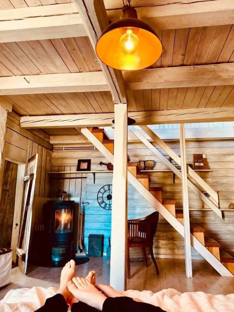 Romantic Spa Villa With Fireplace by the Lake