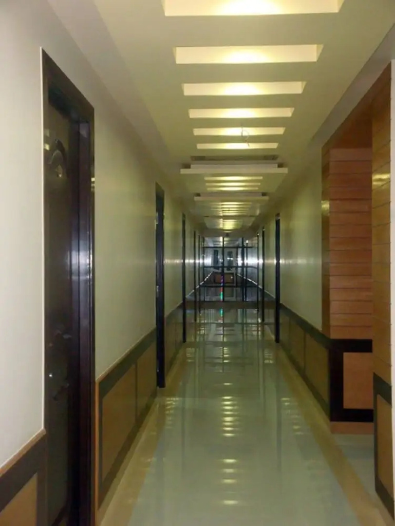 Hotel Hilltop International