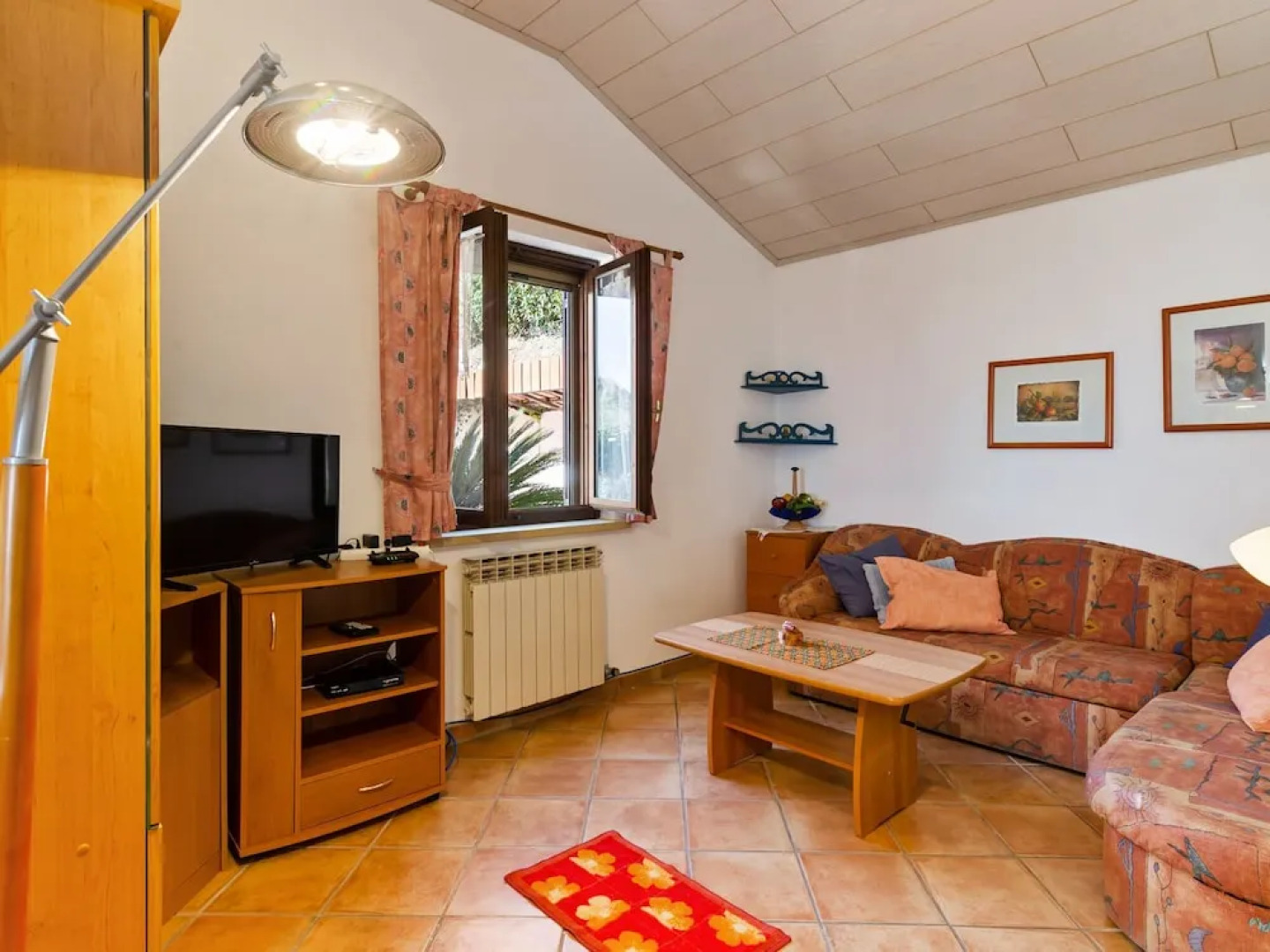 Pleasant Holiday Home in Merea With Sea View