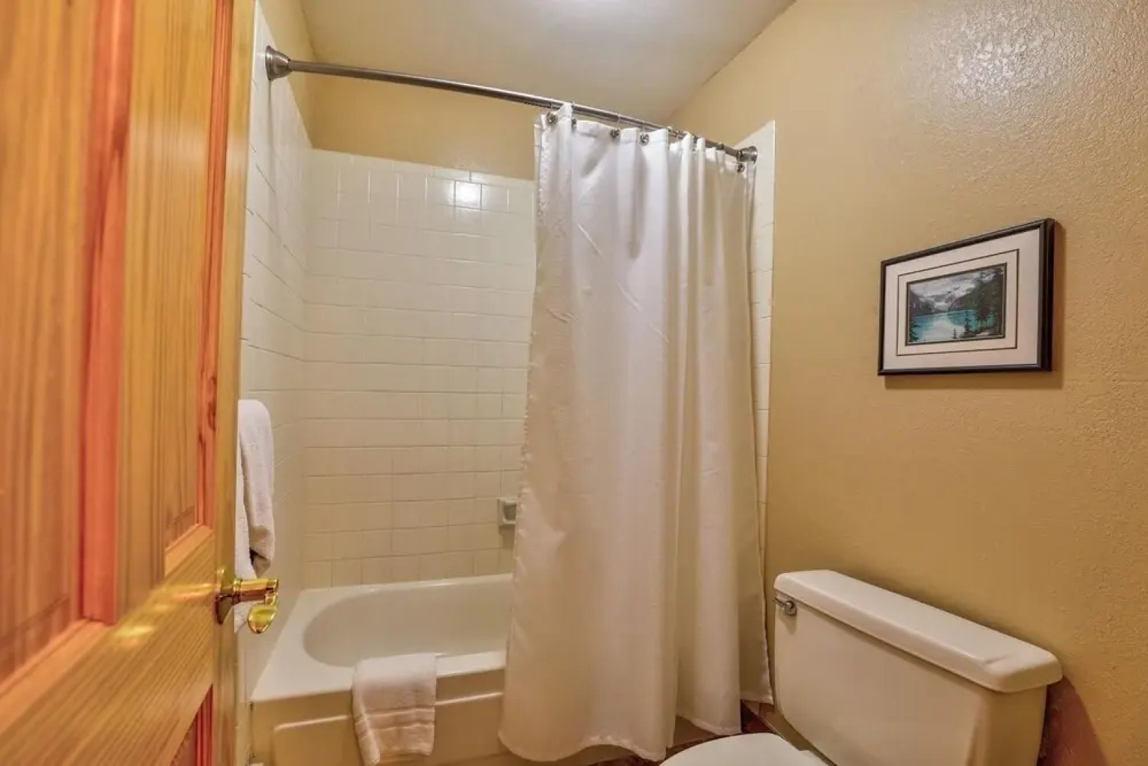 Lagoon  754b 3 Bedroom Townhouse