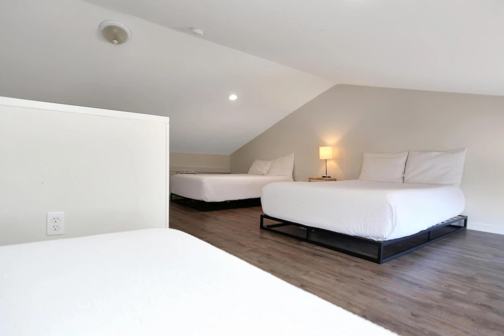 Barrier Dunes 161 - 195