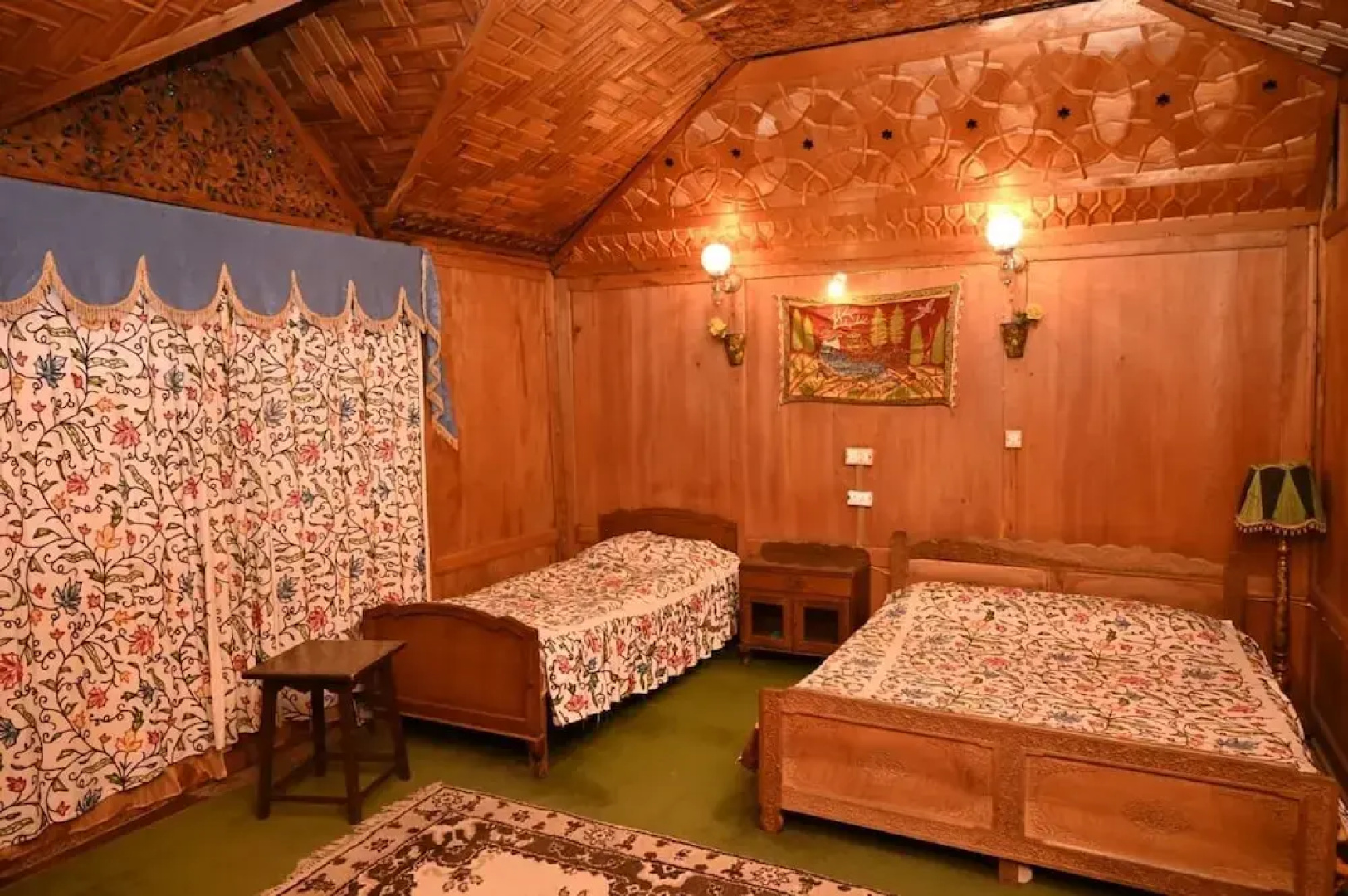 Kings Houseboats