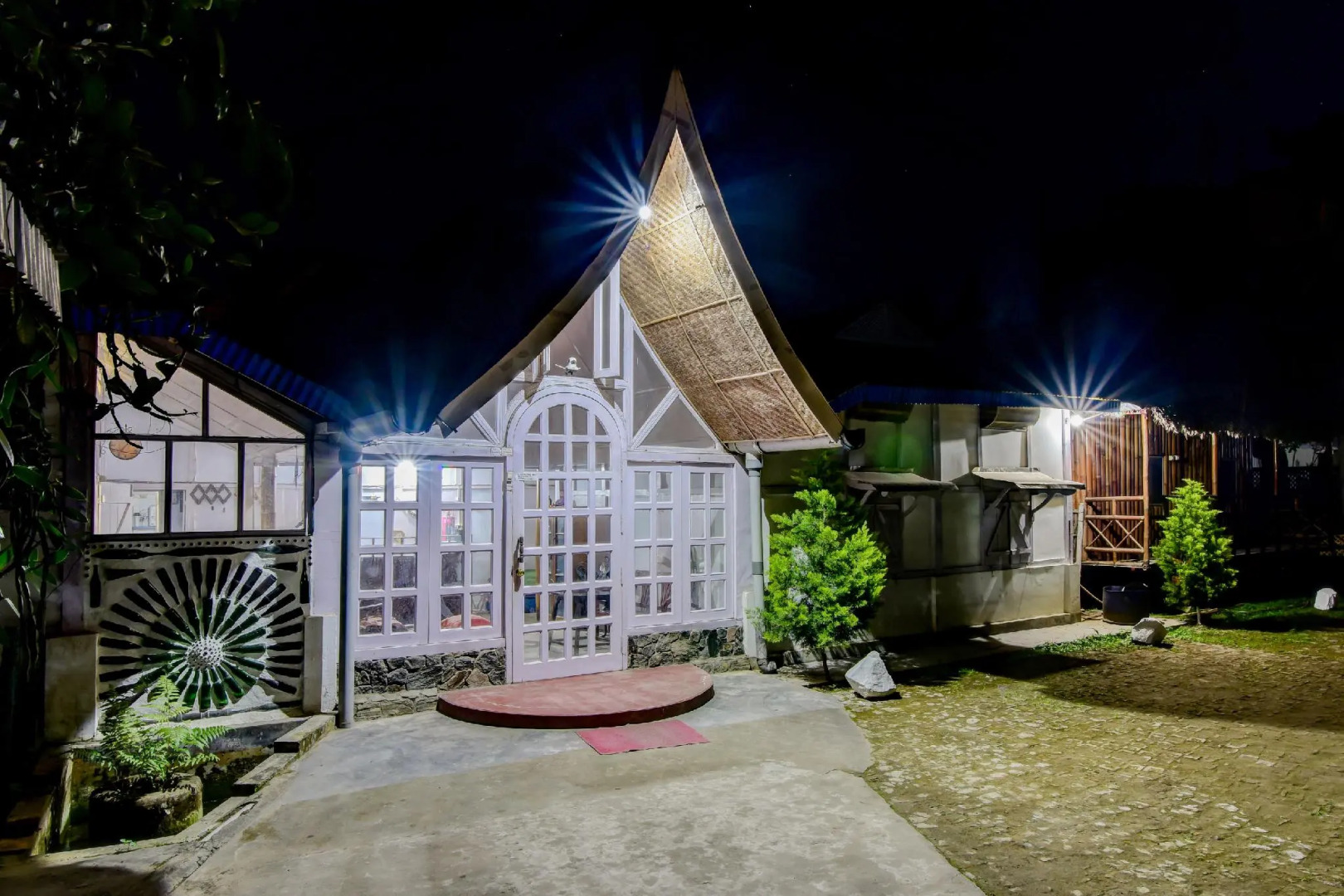 OYO Flagship 66625 The Heritage House