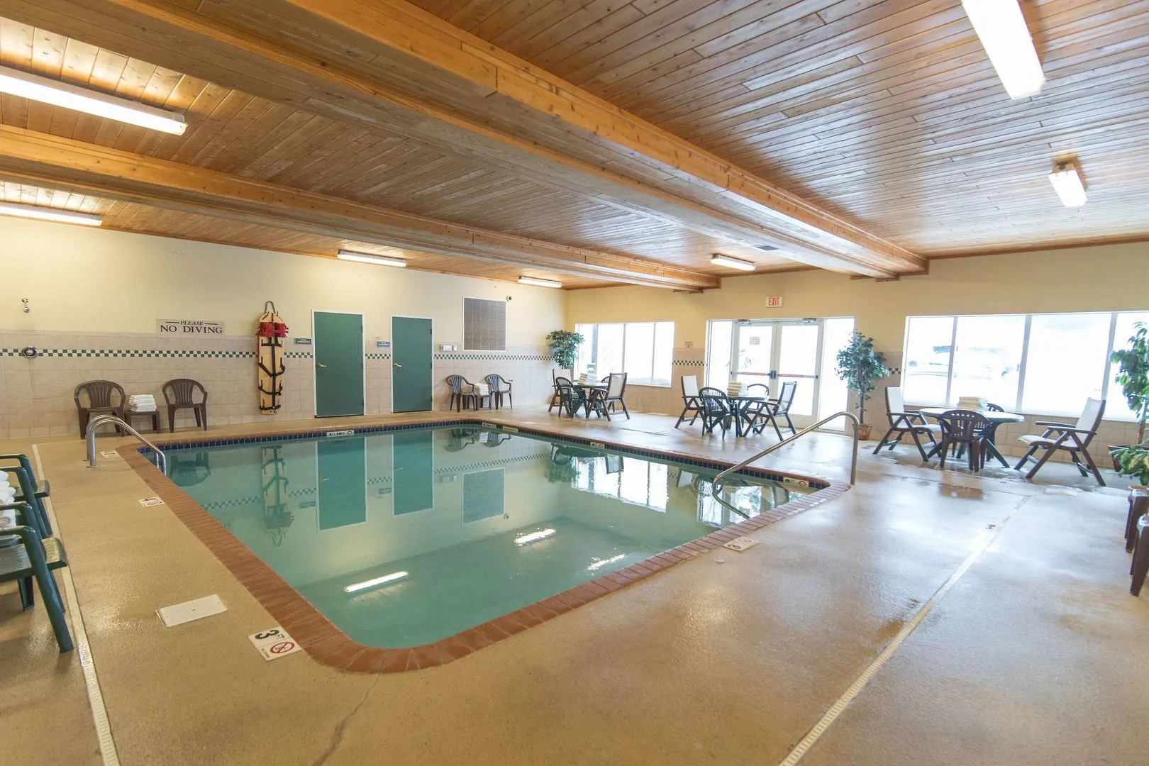 Holiday Inn Express & Suites Marquette by IHG