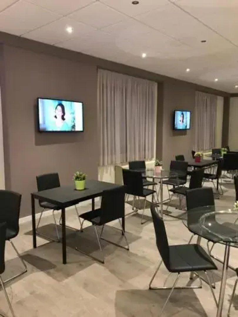 Nova Hotel