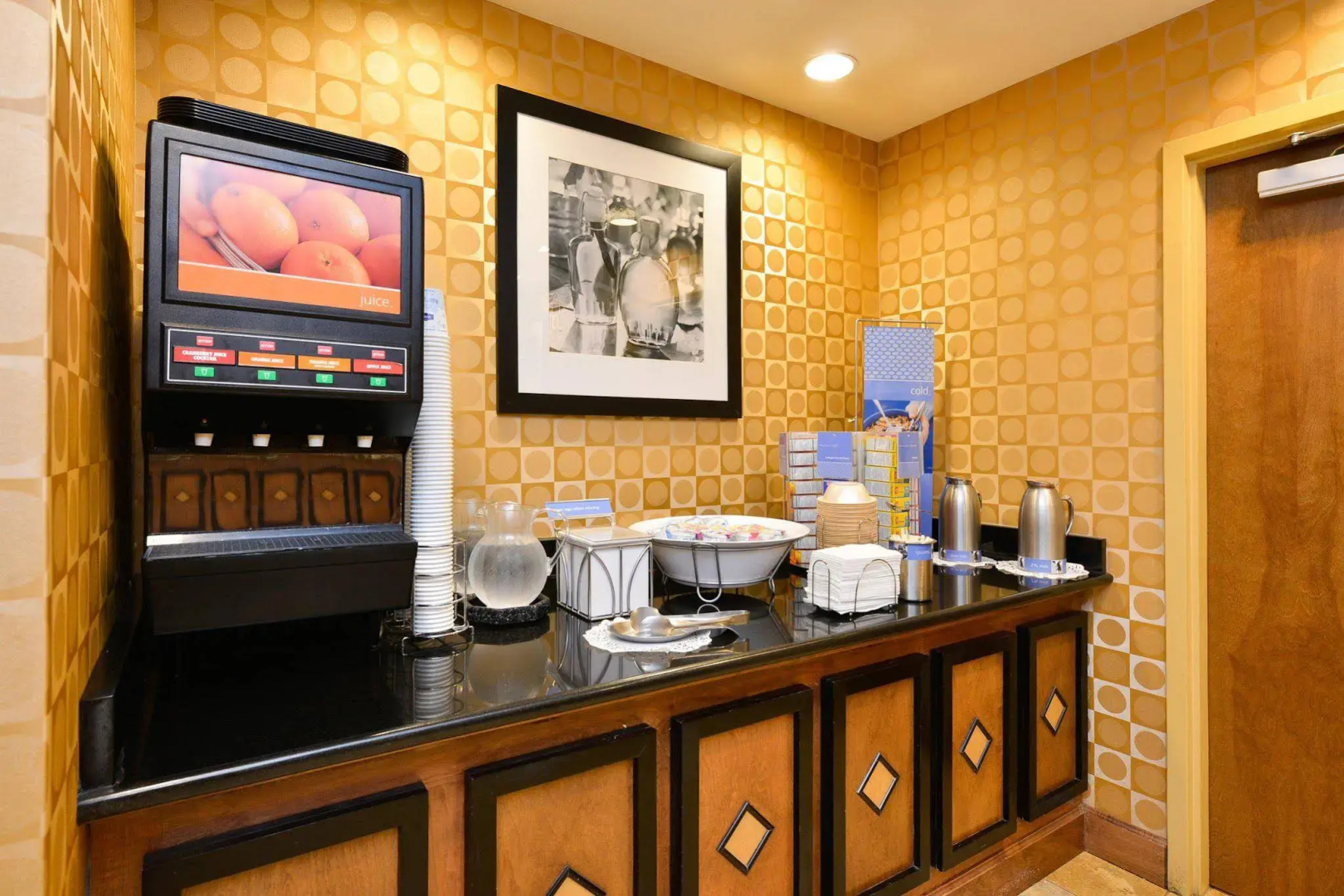 Hampton Inn Utica