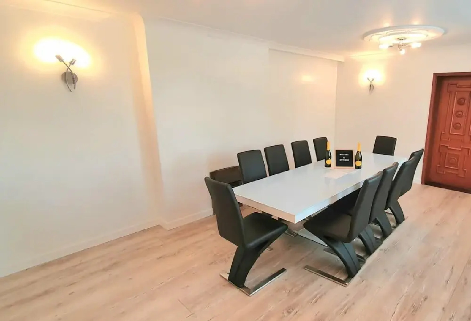 Rentmyspahome With Swimming Pool, Hottub and Sauna