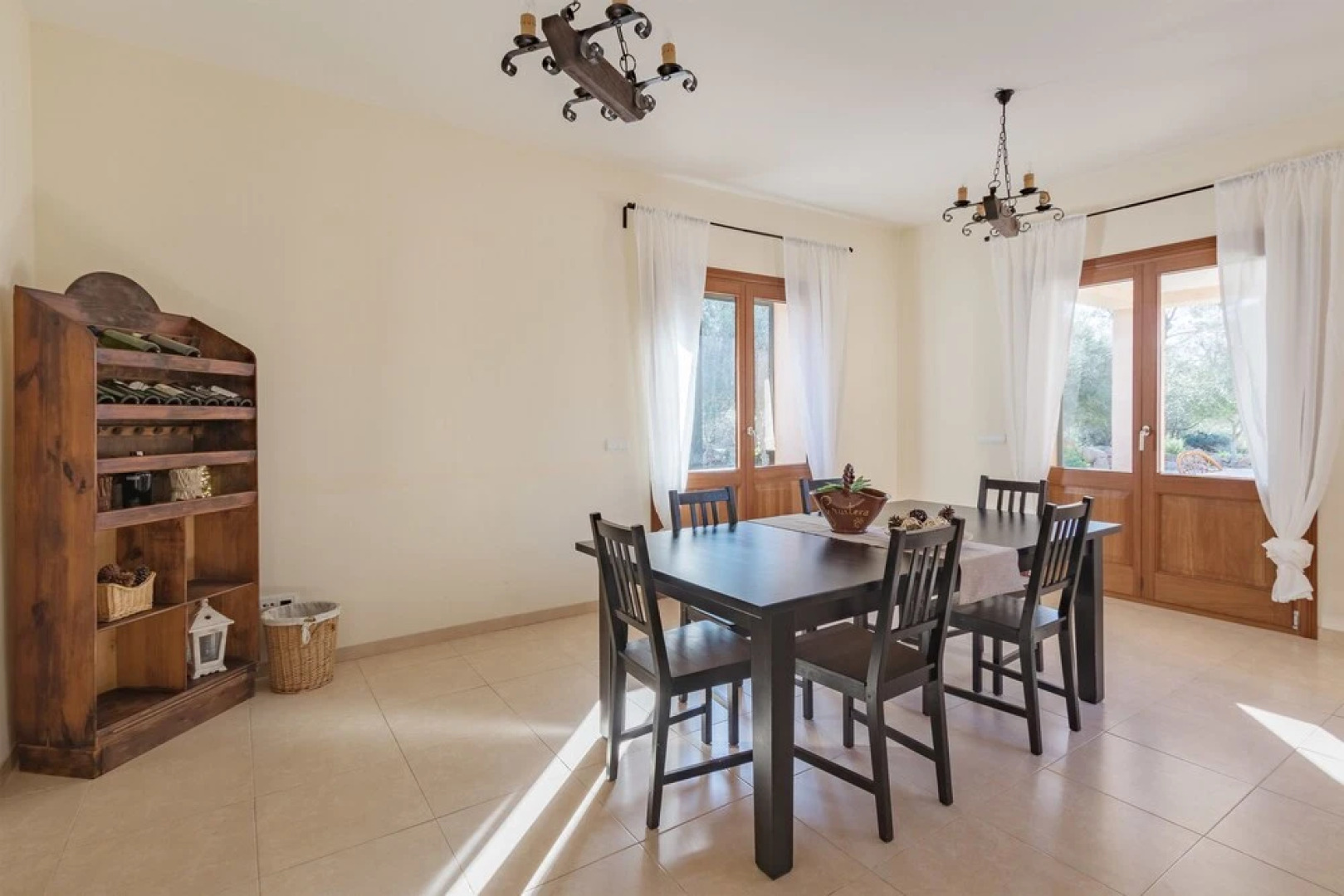 Divina - Santa Eugenia - Adults Only