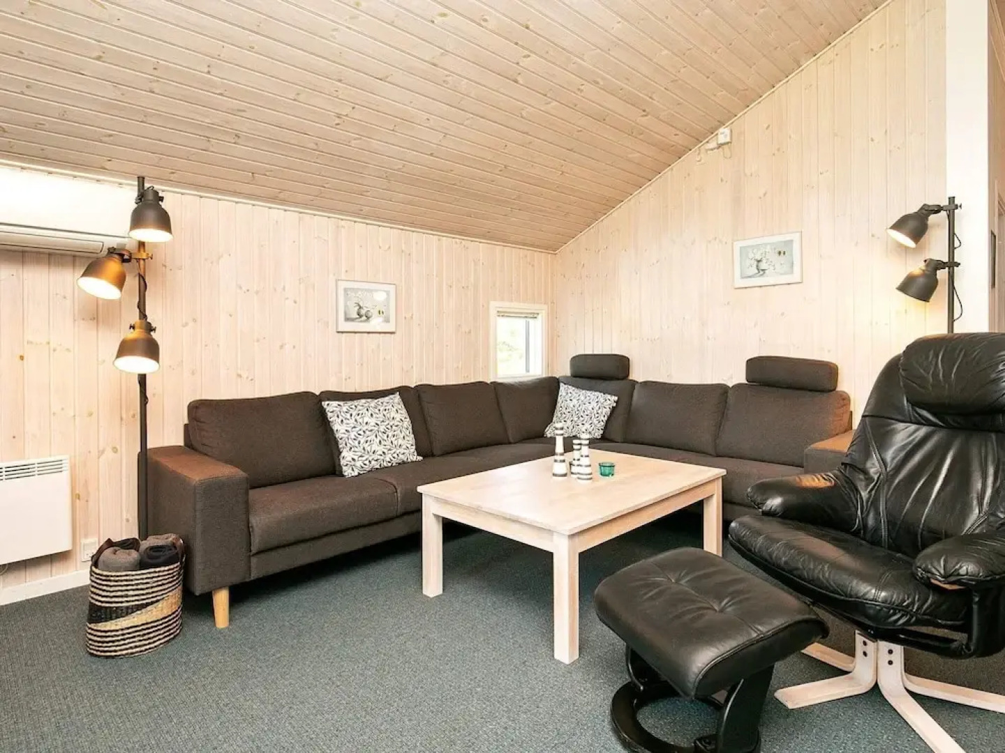 6 Person Holiday Home in Vaeggerlose