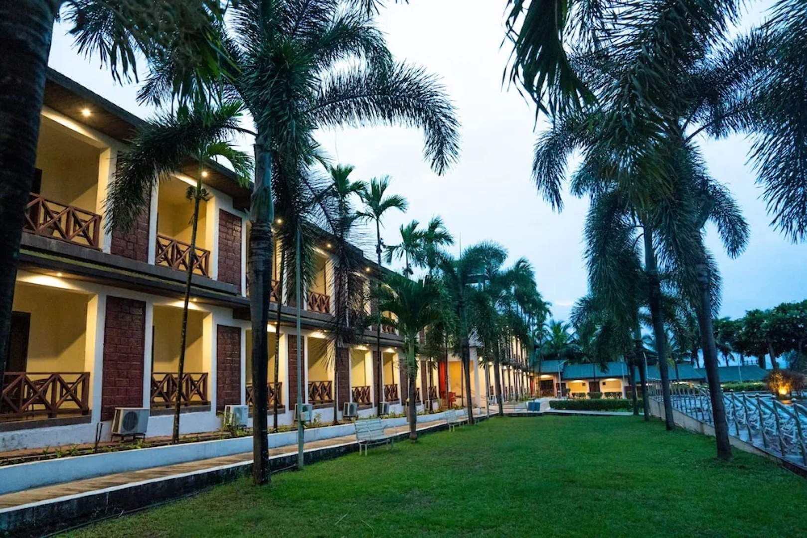 Greenleaf The Resort & Spa, Ganpatipule